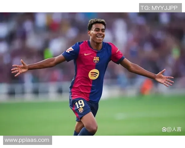 足球球星脖子粗的背后原因与运动员体型变化的深层解析